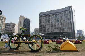 마운티아 , 2015 서울 자전거 축제에 텐트 40동 제공