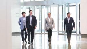 [Focus] 이재용 부회장, 전자 사장단 소집 '글로벌 경영환경' 점검 / Vice Chairman Lee Jae-yong convenes a meeting of presidents of Samjung Electronics Co. to inspect 'global business environment'