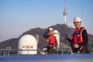 SKT 5G 첫 돌, 세계 최초 넘어 세계 최고로...5G 네트워크 고도화