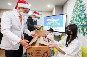[ESG] 우리금융미래재단, 건강장애학생들에게 크리스마스‘꿈 응원 상자’선물